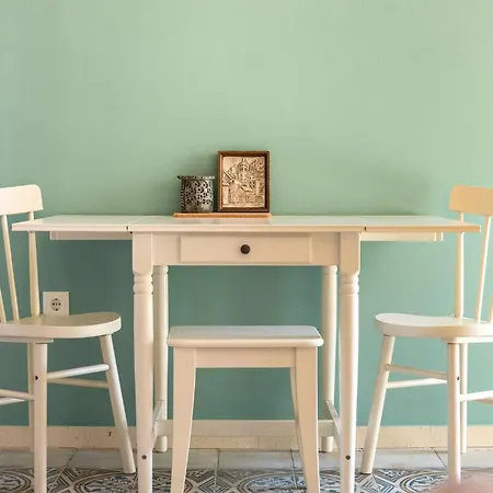 Beautiful In With Kitchen Duće